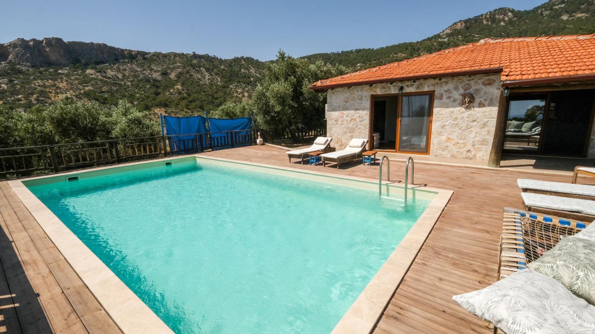 Likya House - Deniz Ve Doga Manzarali, Havuzlu Villa พาทารา ภายนอก รูปภาพ